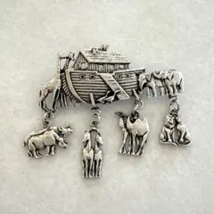 ヴィンテージ風　シルバー　ノアの方舟　動物　大きめ　神話　ブローチ（406）