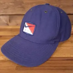 90s OLD NIKEナイキ 黒タグ 刺繍ロゴ ベースボールキャップ ネイビー