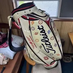 Item thumbnail for item d54094a9-3bf6-4e4f-8217-4d1e1811510a