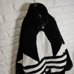 adidas フェイクファージャケット ビッグロゴ L〜XL相当 ブラック