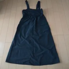 GU 黒ワンピース