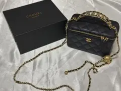 CHANEL　バニティポーチ　ショルダーバッグ　キルティング　黒