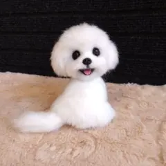 羊毛フェルト＋毛糸　マルチーズ　犬　ハンドメイド　ぬいぐるみ　置物