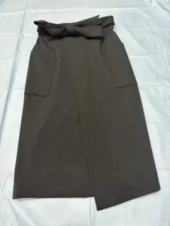 【未使用】SHIPS ブラック タイトスカート スリット入り