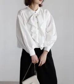 二の腕カバー✨ボリューム袖❣️タイパール ブラウス M フォーマル 