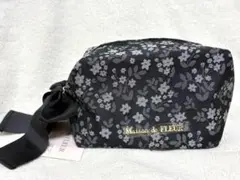 メゾンドフルール　ポーチ 黒　花柄　リボン　Maison de FLEUR 新品