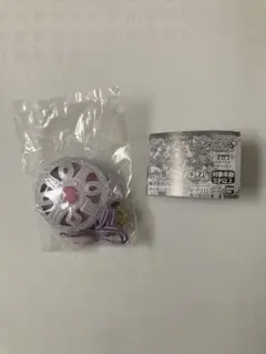 【新品未開封】名探偵プリキュア　なりきりプリキュア　ガチャガチャ　ペンダント
