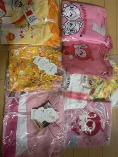 アンパンマンやドキンちゃんのお洋服110センチ女の子用8点セット。未使用品。