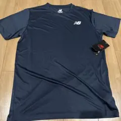 【新品タグ付き】New Balance Tシャツ ネイビー
