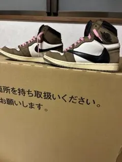 Nike エアジョーダン ハイカットスニーカー　トラヴィス