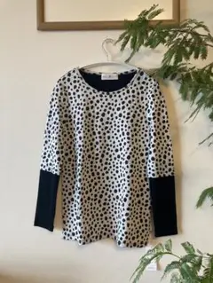 新品　カワイオカダ　カットソー　Ｍ
