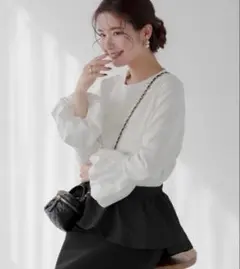 Fit more バルーンスリーブカットソー