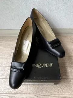 Yves Saint Laurent ブラックパンプス　36 1/2のサムネイル