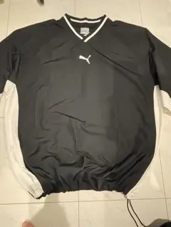 Puma ストレッチ Vネックシャツ