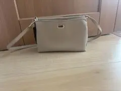 ショルダーバッグ