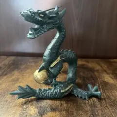 龍 置物 ドラゴン 縁起物 インテリアのサムネイル