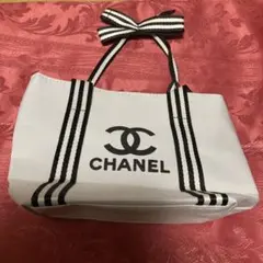 CHANEL ホワイト ミニトートバッグ