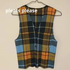 pleats please イッセイミヤケ チェック柄ベスト　サイズ3のサムネイル