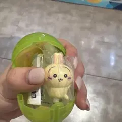 ちいかわ うさぎ つまんでつなげてますこっと