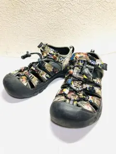 KEEN エックスガール編み込みデザイン ブラックサンダル - メルカリ