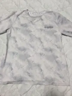 グレー 抽象模様 Tシャツ
