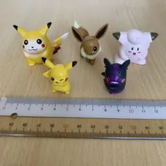 ポケモン　ミニフィギュア　ガチャガチャ