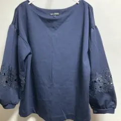 美品　nico and… basic ネイビーのカットソー