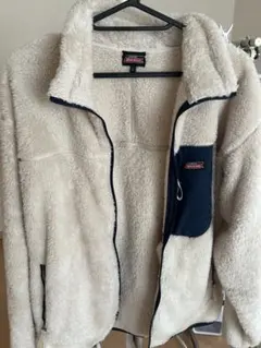 フリースジャケット クリーム色