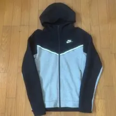 nikeテックフリース リフレクティブ tee shyne着用 - メルカリ