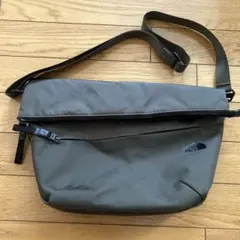 Item thumbnail for item b6439309-b6c1-48c0-a626-8599732d607f