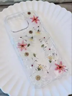 ハンドメイド 押し花デザイン iPhone16pro専用ケース