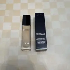 Dior スキンフォーエヴァー コンシーラー 0.5N