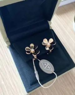 新品 Vancleef VCA ヴァンクリーフ フリヴォル ピアス スモール
