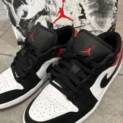 美品！使用１回 NIKE AIRJORDAN 1 LOW SEのサムネイル