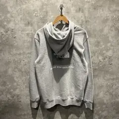 【送料無料】 新品未使用 THE NORTH FACE ボックスロゴ フーディー