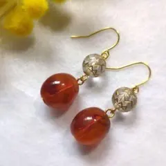 ハンドメイドピアス　220　　　　　　　 マーブルビーズとアンティーク調ビーズ