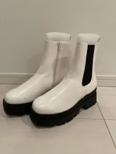 Item thumbnail for item f942e6ce-bf4a-4af5-9b7e-bb3074190d73