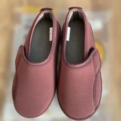 Item thumbnail for item c9ff3555-66f1-43ed-b5e6-49dfc69b79a0