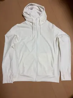 ユニクロ エアリズムUVカットパーカー Mサイズ 白