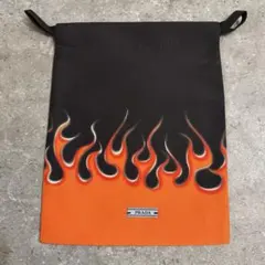 プラダ　PRADA ノベルティ　炎デザイン ポーチ　巾着
