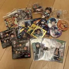 鬼滅の刃 まとめ売り　100点以上 鬼滅の刃 まとめ売り 100点以上 - メルカリ