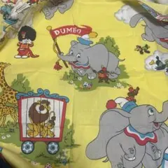 ダンボ サーカス柄 綿生地 イエロー　ヴィンテージシーツ　はぎれ