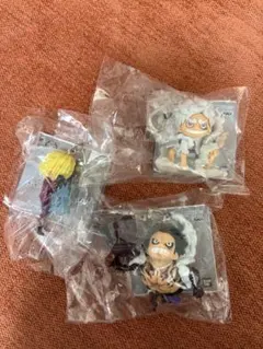 ワンピース フィギュアキーホルダー3体セット