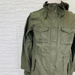 ユニクロ L ミリタリー コート 緑 オリーブ 綿 フード 春 秋 カジュアル