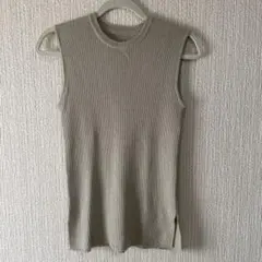 リブニット　ノースリーブ