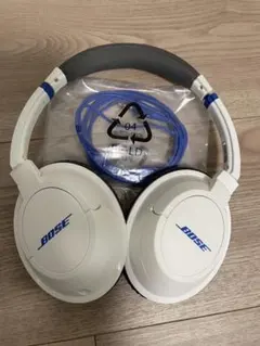 BOSE ヘッドフォン　Sound True　白 青