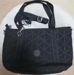 Kipling ブラック キルティングバッグ