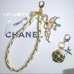 CHANEL　シャネル　ホリデー　チャーム　カメリア　ノベルティ　と　ストラップ