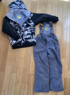 子供用 上下スキーウェア　140cm nima サイズ調節可能125-145cm
