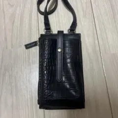 クロコ柄スマホショルダーバッグ 블랙